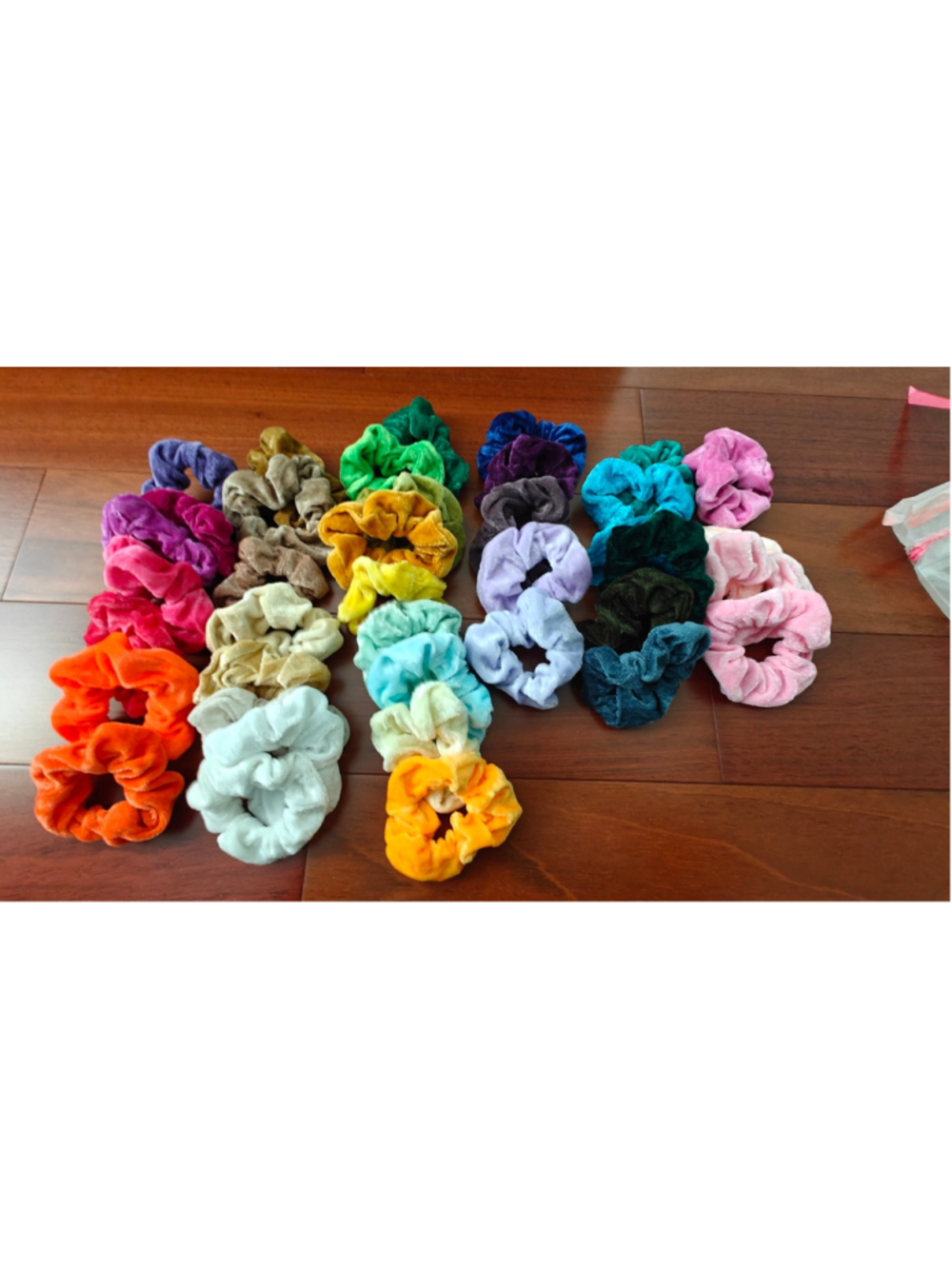 Women's Unbranded Velvet Hair Scrunchies One Size Multicolor Set